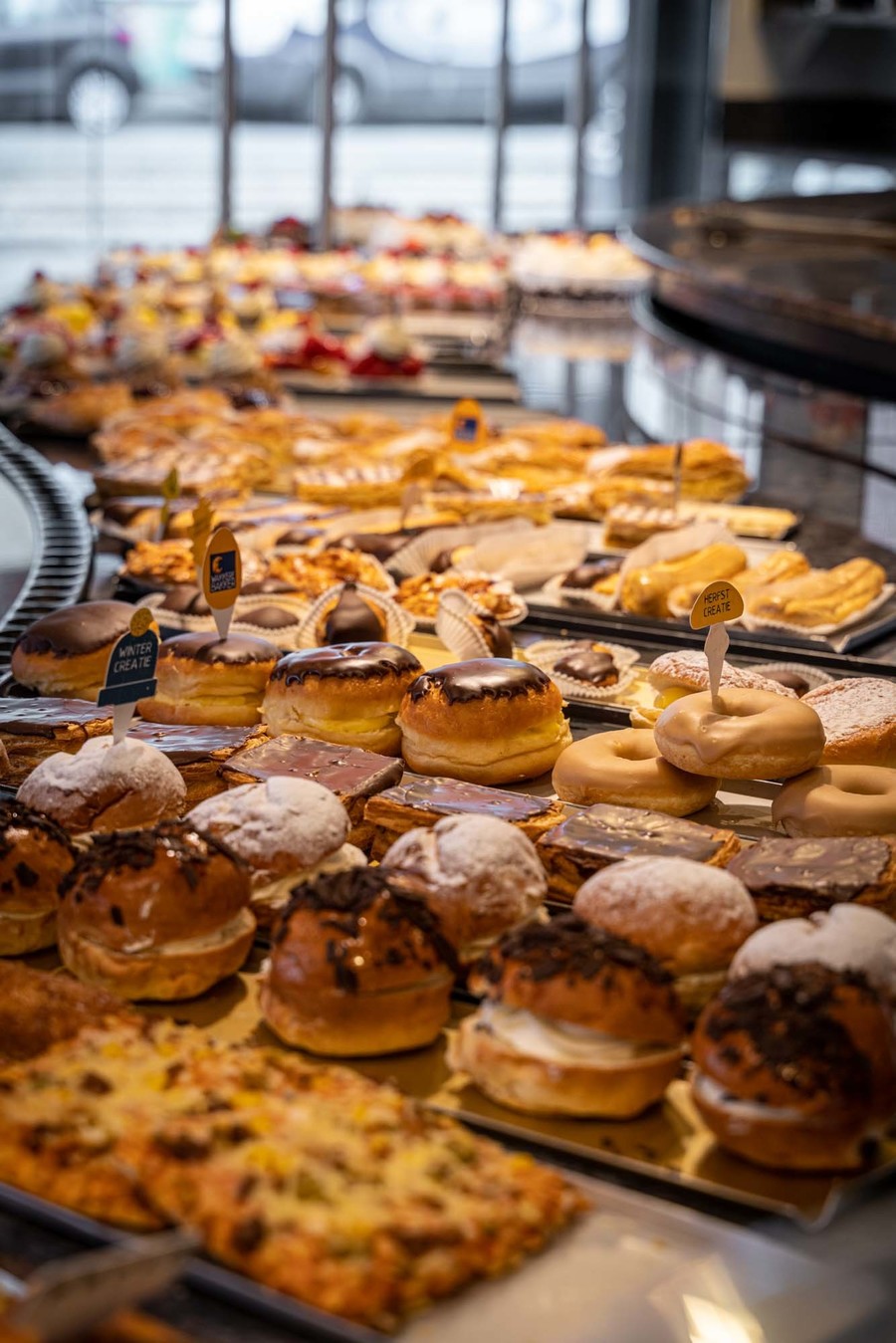 Koffiekoeken, donuts, ...